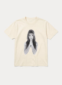 Praying Hands photo graphic tee in beige